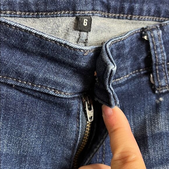 Kut from the Kloth Size 6 Catherine Slouchy Boyfriend Distressed Jeans - Picture 2 of 4